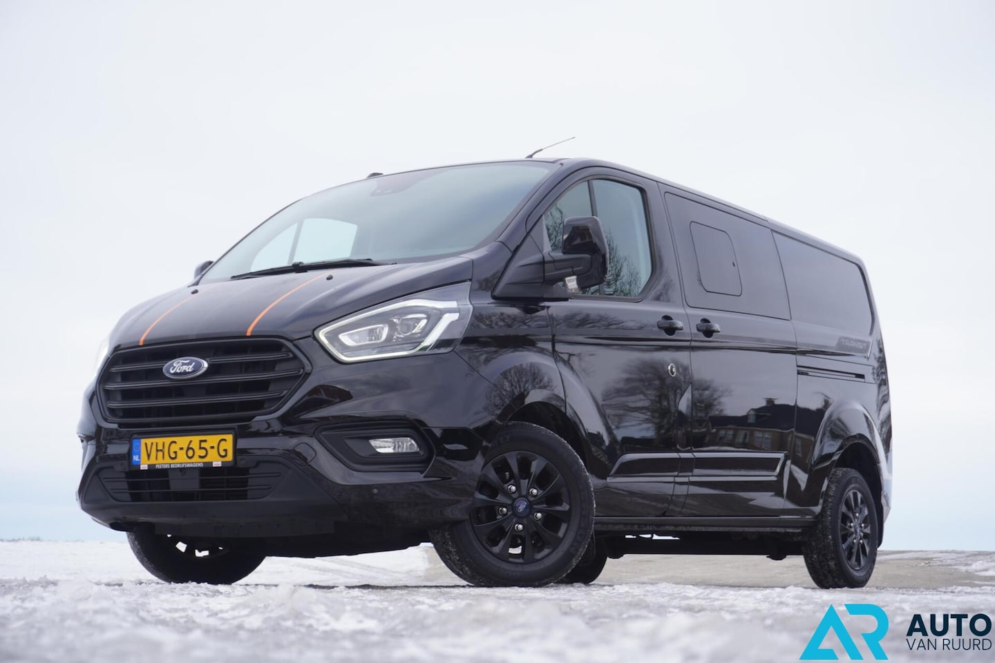 Ford Transit Custom - 2.0 TDCI L2H1 DC * Automaat * LUXE * LED - AutoWereld.nl