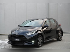 Toyota Yaris - 1.5 Hybrid Dynamic|23018 KM