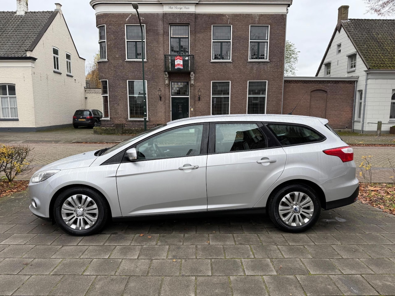 Ford Focus Wagon - 1.6 TDCI ECOnetic Lease Trend AIRCO NAVI EERSTE EIGENAAR - AutoWereld.nl