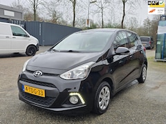 Hyundai i10 - 1.0i i-Motion Comfort Plus/N.A.P/AIRCO/HISTORIE/