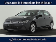 Volkswagen Golf - 1.0 eTSI 110pk DSG Life Business Navigatie Memory Stoelverwarming Acc ps