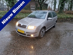 Skoda Fabia Combi - 1.4-16V AIRCO. Nw Distributieriem, nette staat