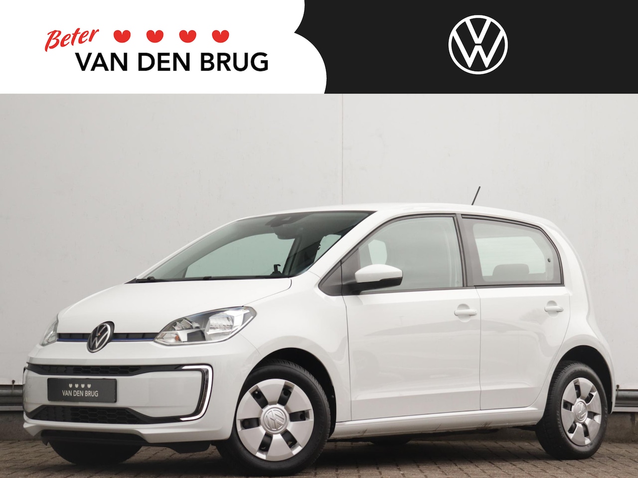 Volkswagen e-Up! - e-up! | Achteruitrijcamera | Stoelverwarming | Cruise control | Verwarmbare voorruit | DAB - AutoWereld.nl