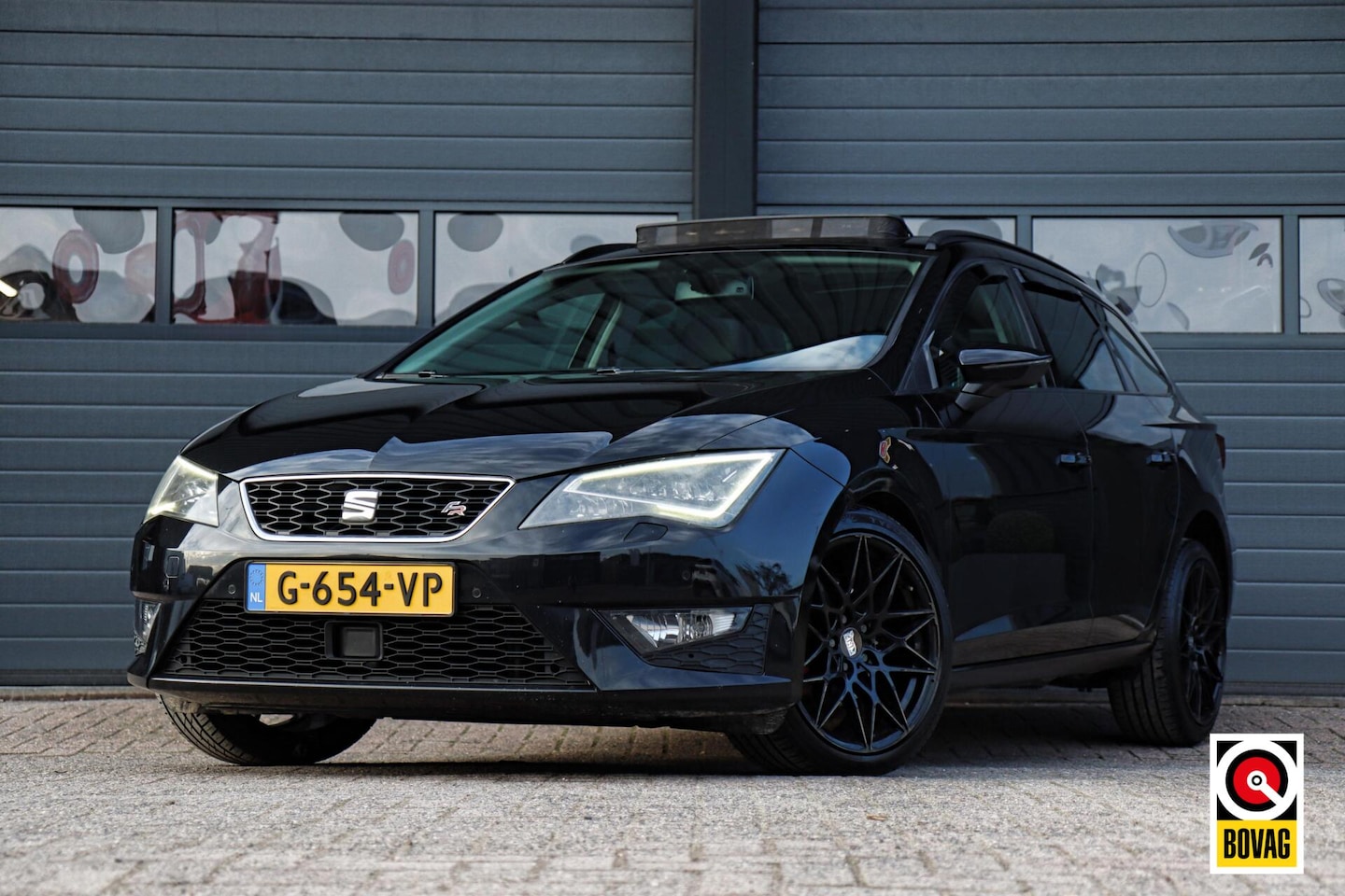 SEAT Leon ST - 1.4 TSI ACT FR Dynamic /LED/PANODAK/STOELVERW./TREKHAAK/ACC/SEAT-SOUND/GOED ONDERHOUDEN! - AutoWereld.nl