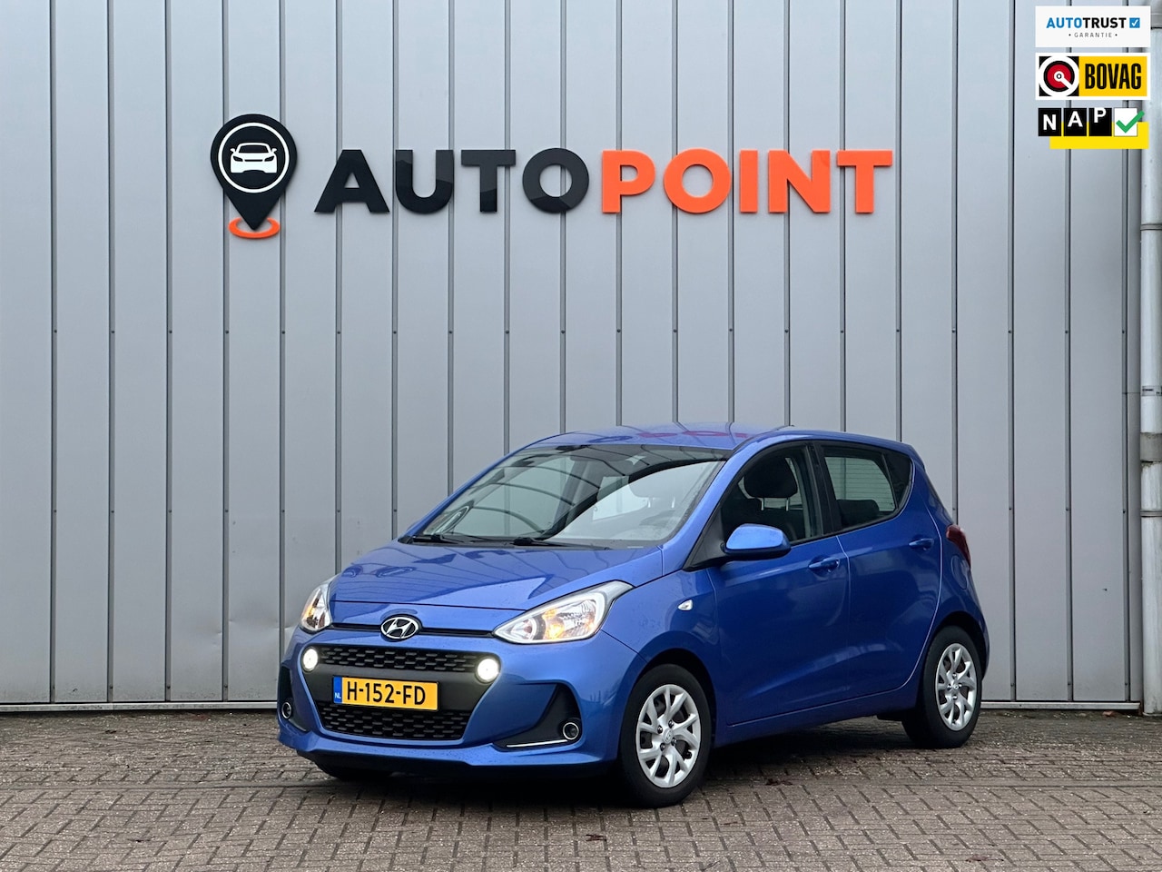 Hyundai i10 - 1.0i Comfort PDC NAVI AIRCO CRUISE - AutoWereld.nl