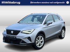 SEAT Arona - 1.0 TSI 110pk FR / Navigatie / Full LED / LM 17 inch / Parkeersensoren A / Cruise control