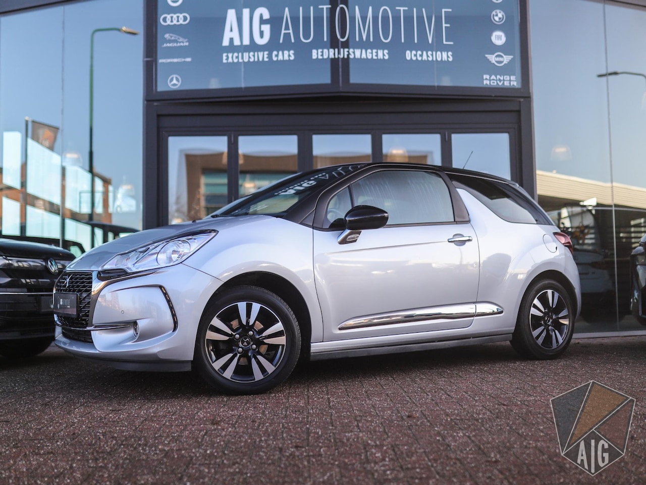 DS 3 - 1.2 PureTech So Chic | Automaat! | PDC | Cruise Control | Bluetooth - AutoWereld.nl