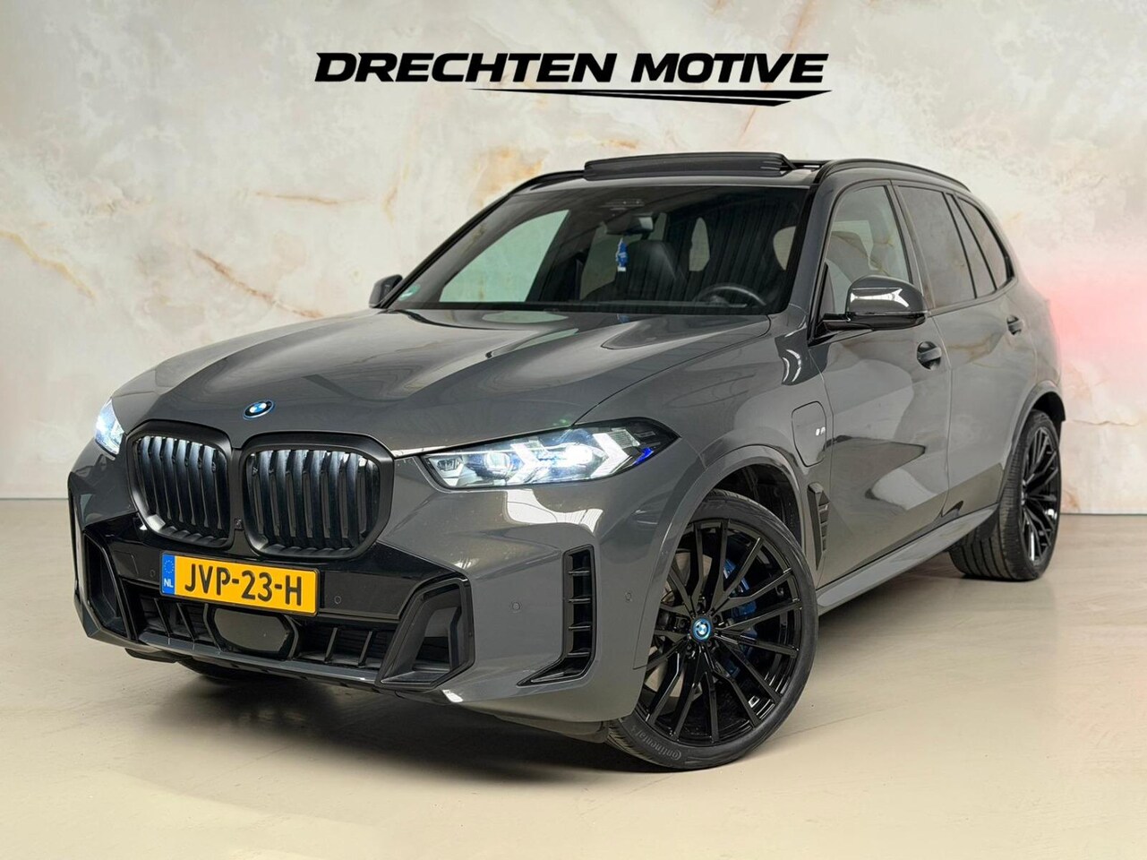 BMW X5 - xDrive50e / M uitgevoerd / Head-up / 360 / - AutoWereld.nl