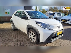Toyota Aygo X - 1.0 VVT-i MT Play 35.000 KM