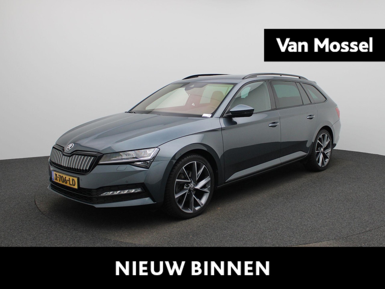 Skoda Superb Combi - 1.4 TSI iV Sportline Business | Automaat | Apple Carplay/Android Auto | Stoelverwarming Vo - AutoWereld.nl
