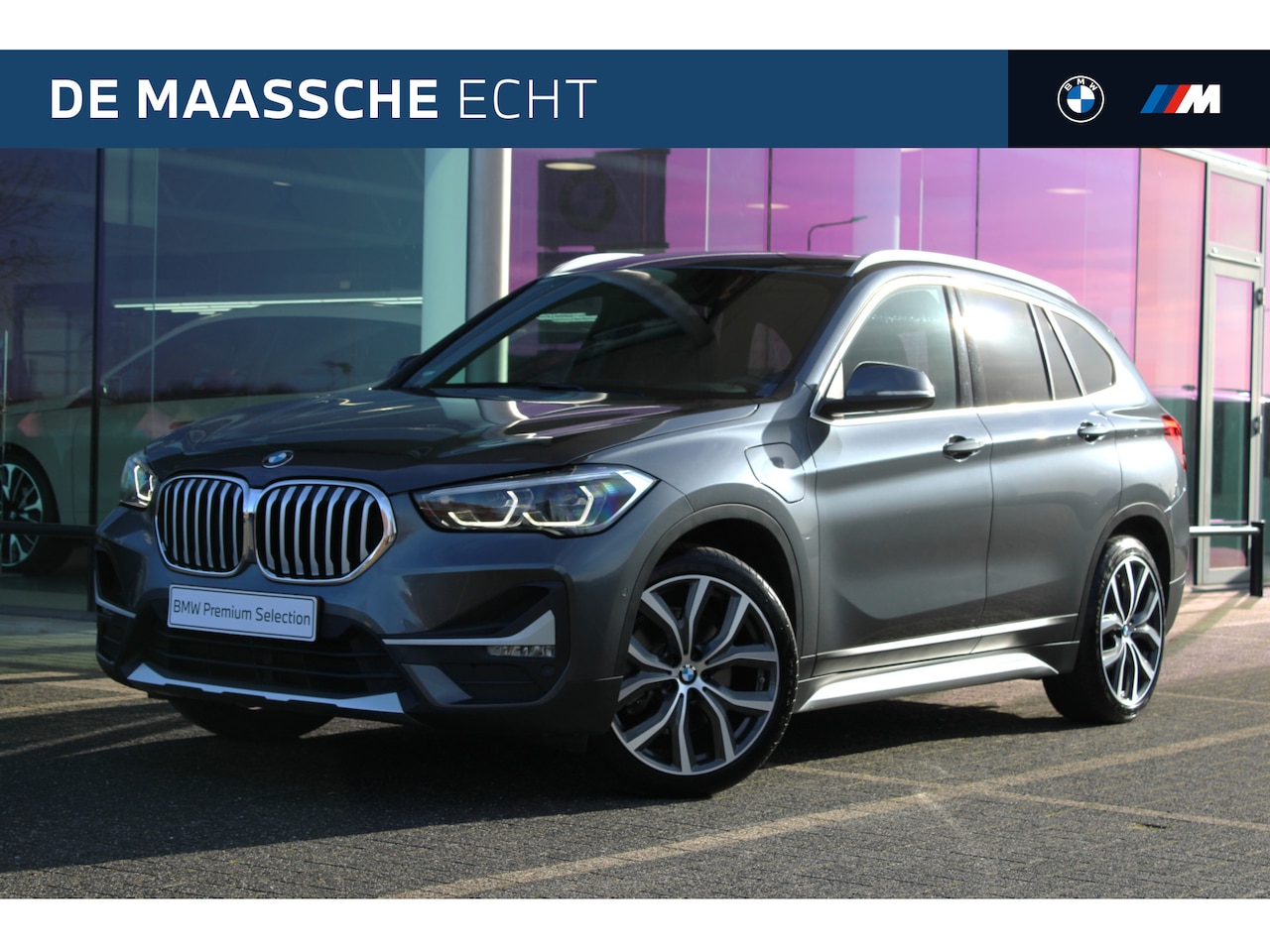 BMW X1 - xDrive25e High Executive xLine Automaat / Panoramadak / Sportstoelen / Comfort Access / LE - AutoWereld.nl