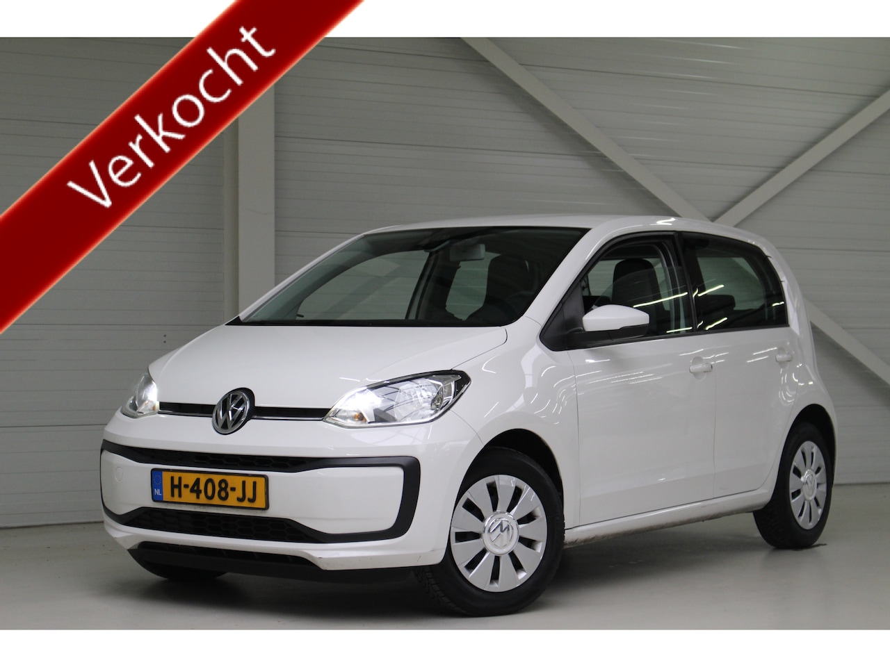 Volkswagen Up! - 1.0 BMT up! Move Up Cruise Control | Radio | Parkeersensoren | 4-Seizoenen banden - AutoWereld.nl