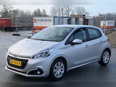Peugeot 208 - 1.2 PureTech Blue Lion 64.000km BJ 2017