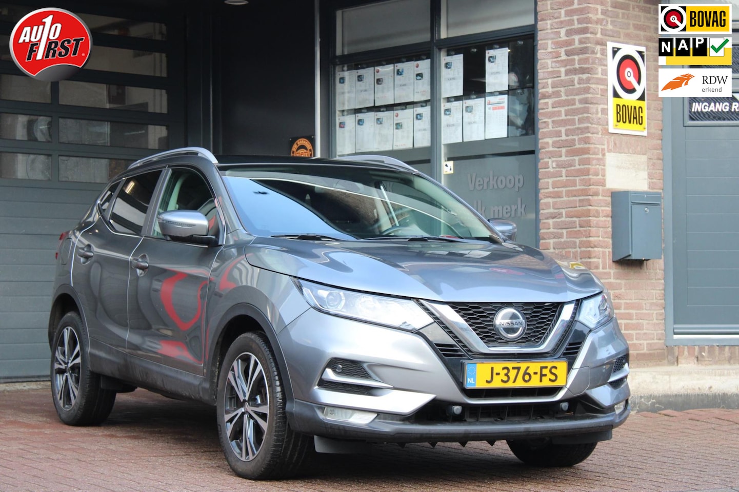 Nissan Qashqai - 1.3 DIG-T N-Connecta / Panoramadak / Camera 360 / Carplay / PDC // 1e Eigenaar - AutoWereld.nl