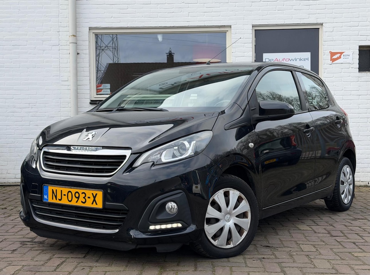 Peugeot 108 - 1.0 e-VTi Active Airco - AutoWereld.nl