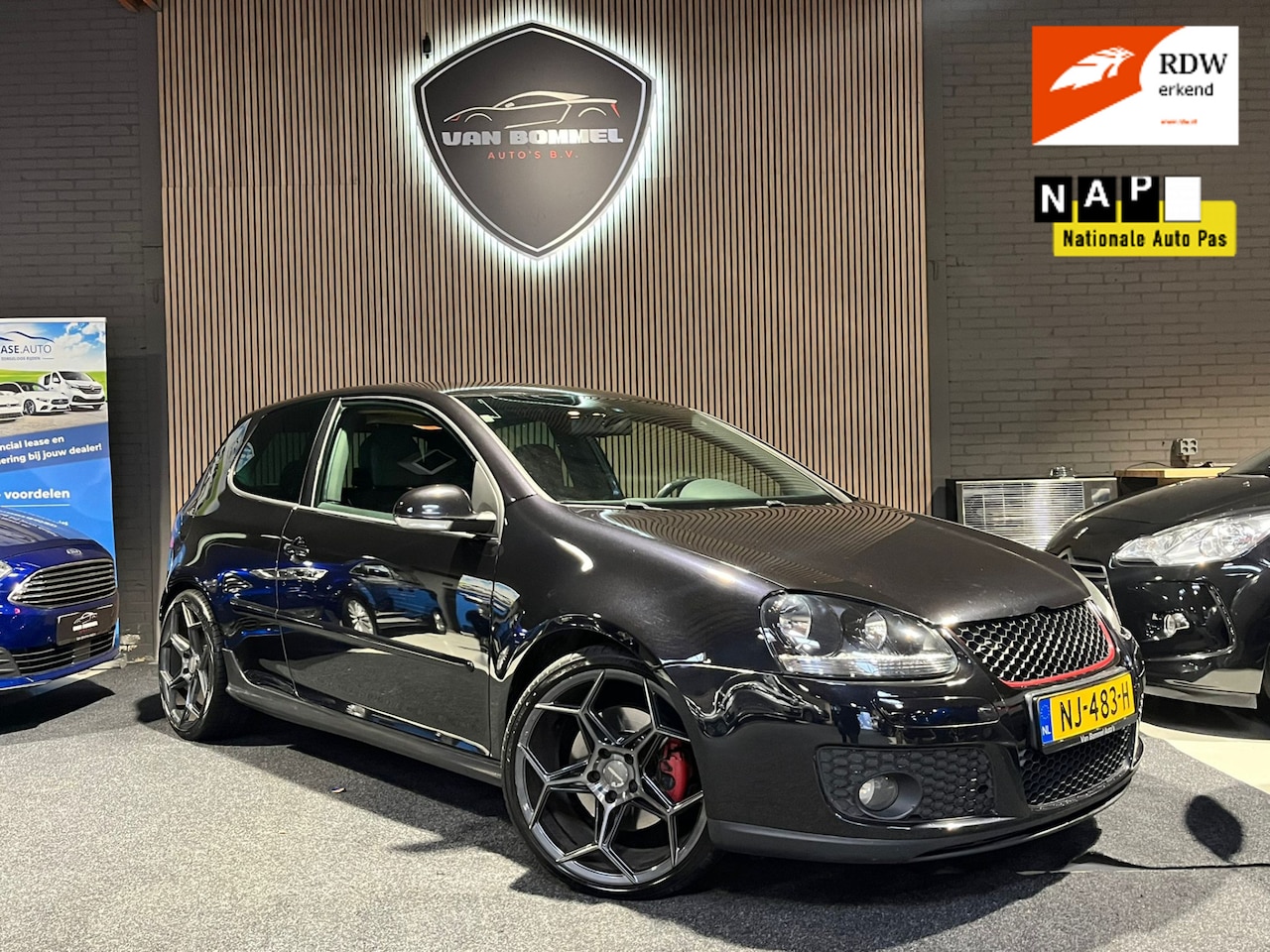 Volkswagen Golf - 2.0 TFSI GTI ClimaC.Leer.Pdc.Xenon.250PK!!.LMV - AutoWereld.nl