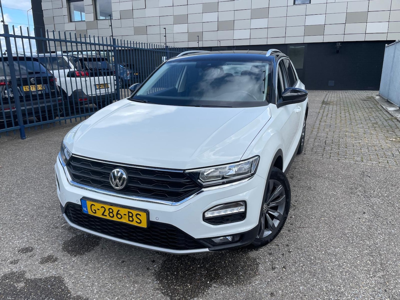 Volkswagen T-Roc - 1.5 TSI Style Business 1.5 TSI Style Business - AutoWereld.nl