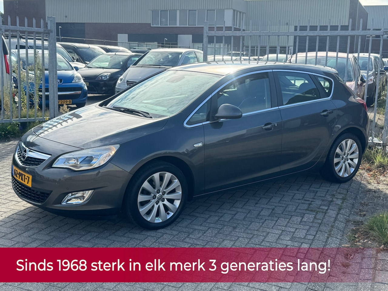 Opel Astra - 1.4 Turbo Cosmo 120PK! NL AUTO NAP 2e EIGENAAR! CRUISE l TREKHAAK l LEER l AIRCO l PDC! DE - AutoWereld.nl