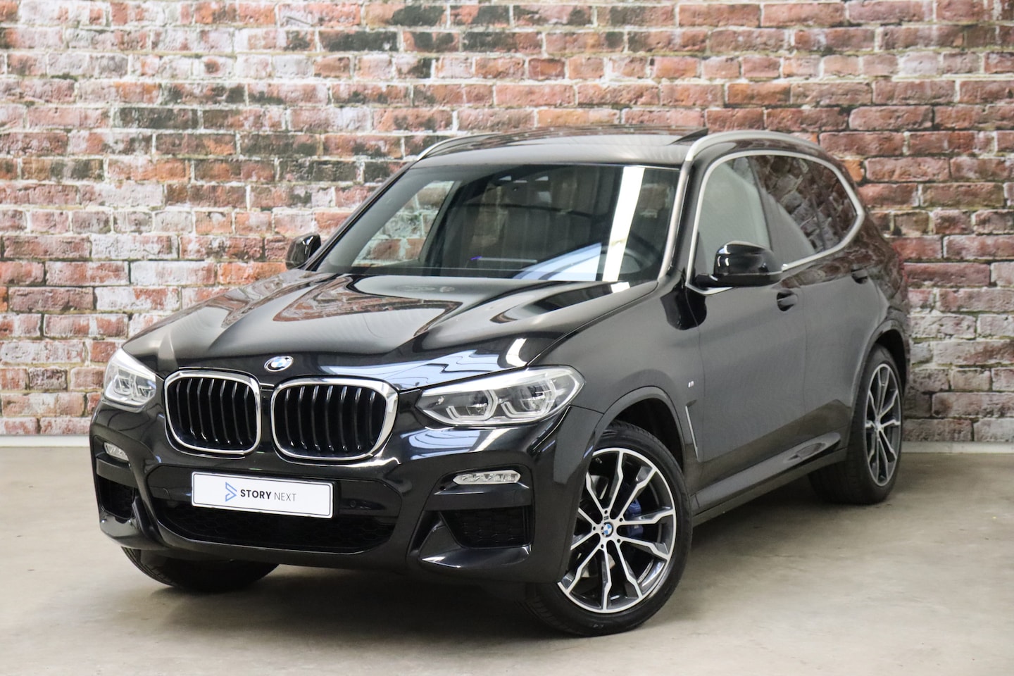 BMW X3 - xDrive30i High Executive M Sport Pakket Automaat / Navigatiesysteem Professional / Panoram - AutoWereld.nl