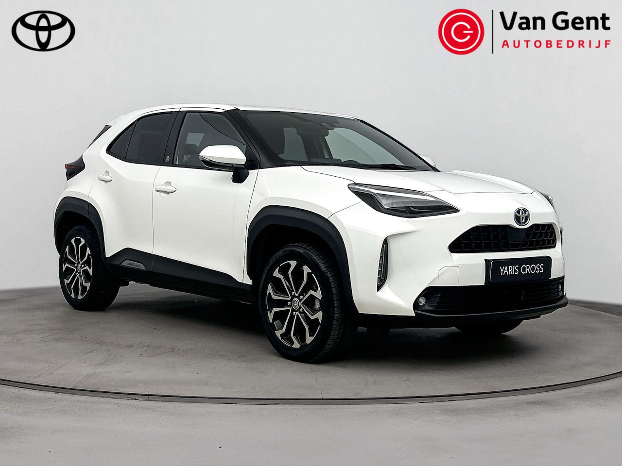 Toyota Yaris Cross - 1.5 Hybrid Dynamic | Navigatie | Adaptive Cruise | Keyless | 17 inch | Full LED | Apple Ca - AutoWereld.nl