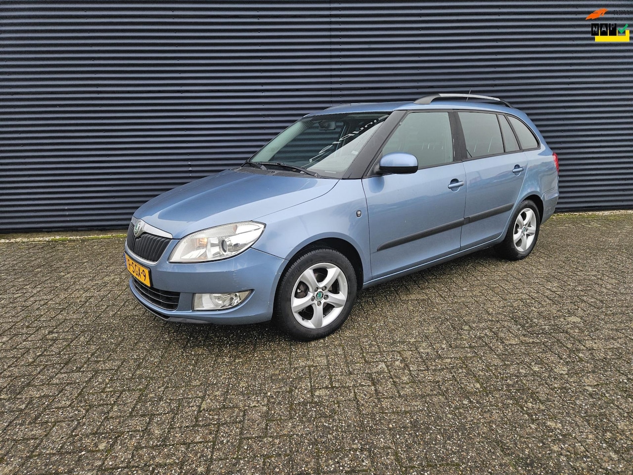Skoda Fabia Combi - - 1.2 TSI Tour | AIRCO | CRUISE | TREKHAAK! - AutoWereld.nl