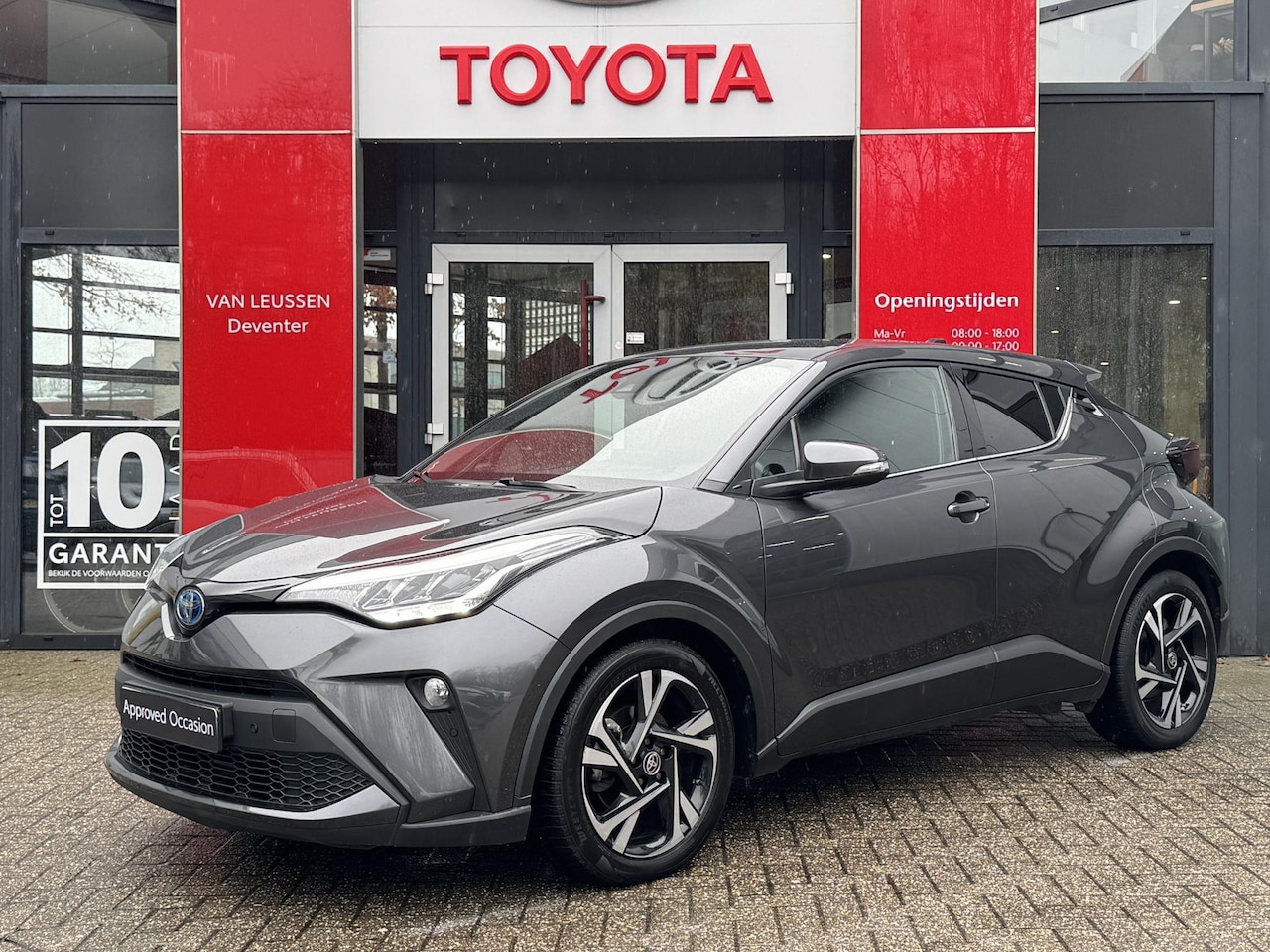 Toyota C-HR - 1.8 Hybrid Executive STOELVERWARMING CRUISECONTROL PARKEERCAMERA SENS.VOOR+ACHTER - AutoWereld.nl