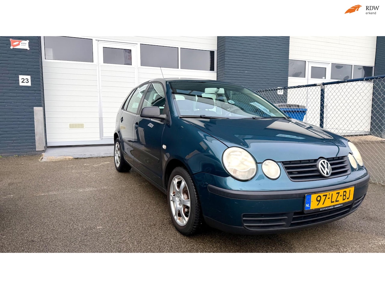 Volkswagen Polo - 1.4-16V Highline | Airco |Cruise Control | Trekhaak - AutoWereld.nl