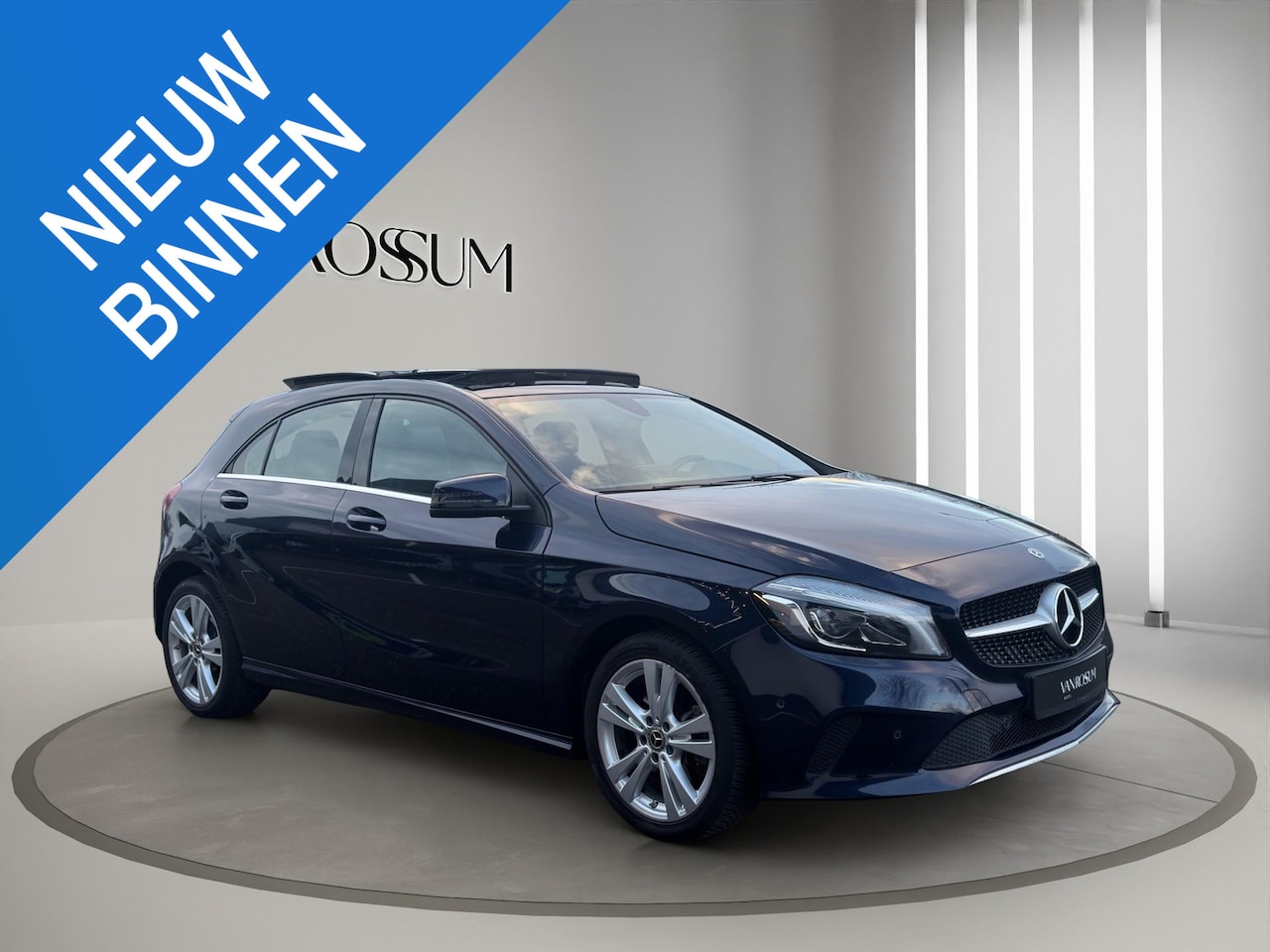 Mercedes-Benz A-klasse - A 180 Urban PANO Automaat Stoelverwarming 1e Eigenaar - AutoWereld.nl