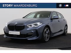 BMW 1-serie - 118i M Sport Automaat /Sportstoelen / M Sportonderstel / Achteruitrijcamera / Adaptieve LE