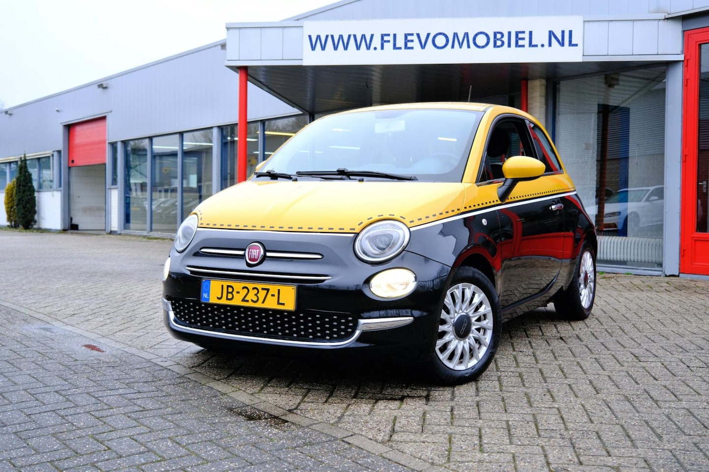 Fiat 500 - 0.9 TwinAir Turbo Lounge Navi|Airco|LMV|DAB - AutoWereld.nl