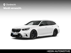 BMW 5-serie Touring - M5 Touring | Trekhaak | Ventilatie | CoPilot | Bowers & Wilkins | M Driver's Package Wordt
