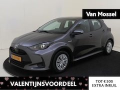 Toyota Yaris - 1.5 Hybrid Active Navigatie | Climate Control | Cruise Control | Lichtsensor| Auto Hold