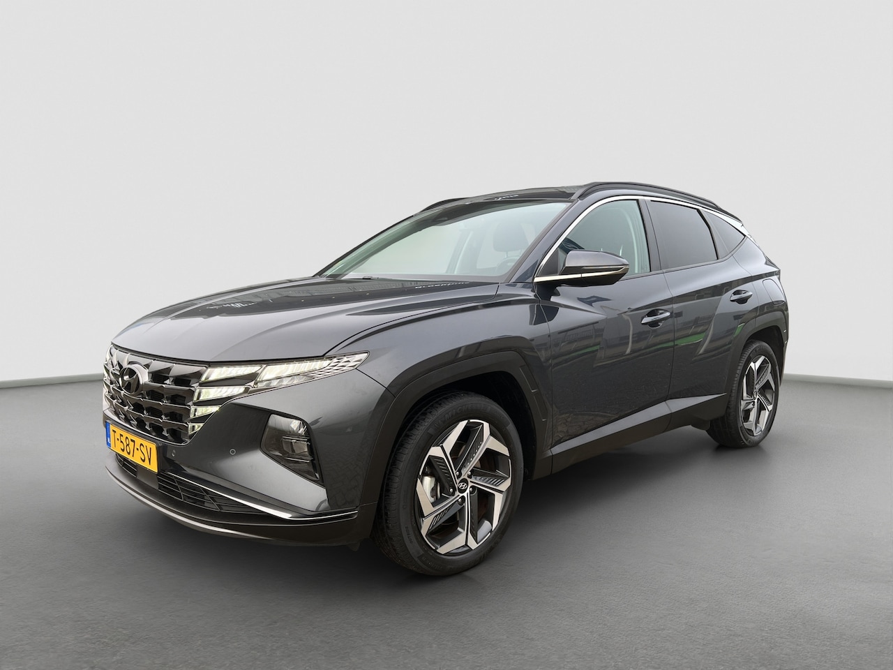 Hyundai Tucson - 1.6 T-GDI 265pk PHEV Comfort Smart 4WD | Climate | Camera | Carplay | Keyless | Navigatie - AutoWereld.nl