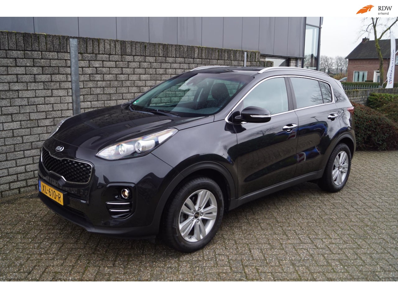 Kia Sportage - 1.6 GDI DynamicLine 132 PK Navi Camera Clima Cruise Sportst 2x PDC LMV Dodehoek Rijbaan As - AutoWereld.nl