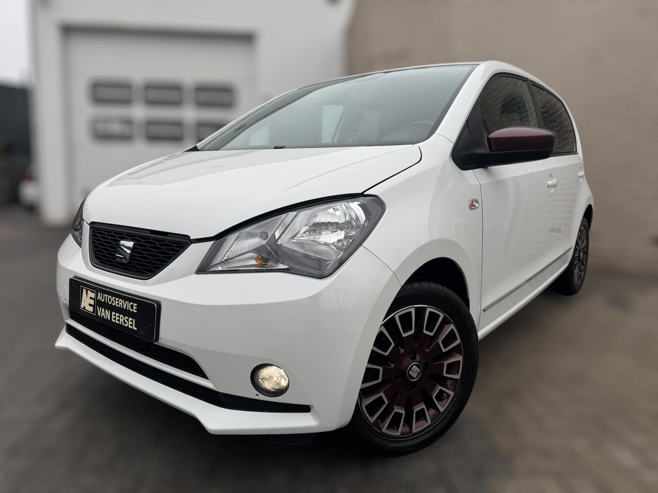 SEAT Mii - 1.0 FR Connect BY MANGO / STOELVERWARMING / NAVI / PDC / CRUISE CONTROL / METALLIC / BLUET - AutoWereld.nl
