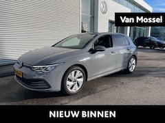 Volkswagen Golf - 1.5 TSI LIFE | 130 PK | Apple Carplay / Android Auto | Cruise Control Adaptief | Navigatie