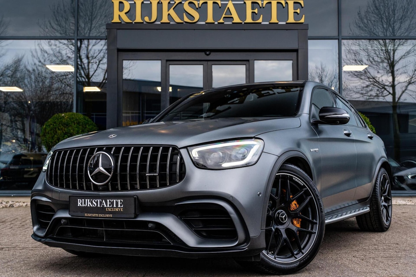 Mercedes-Benz GLC-klasse - AMG 63 S 4MATIC+ |PANO|360°|BURMESTER - AutoWereld.nl