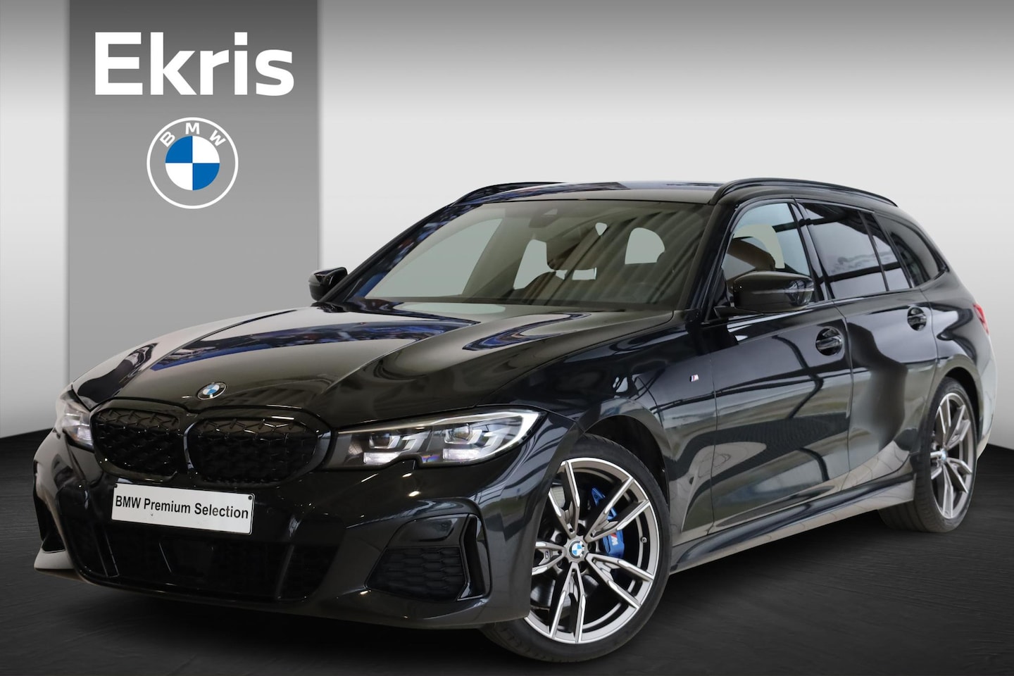 BMW 3-serie Touring - M340iA xDrive | Head-Up Display | Stuurverwarming | Voorstoelen Verwarmd | Trekhaak - AutoWereld.nl