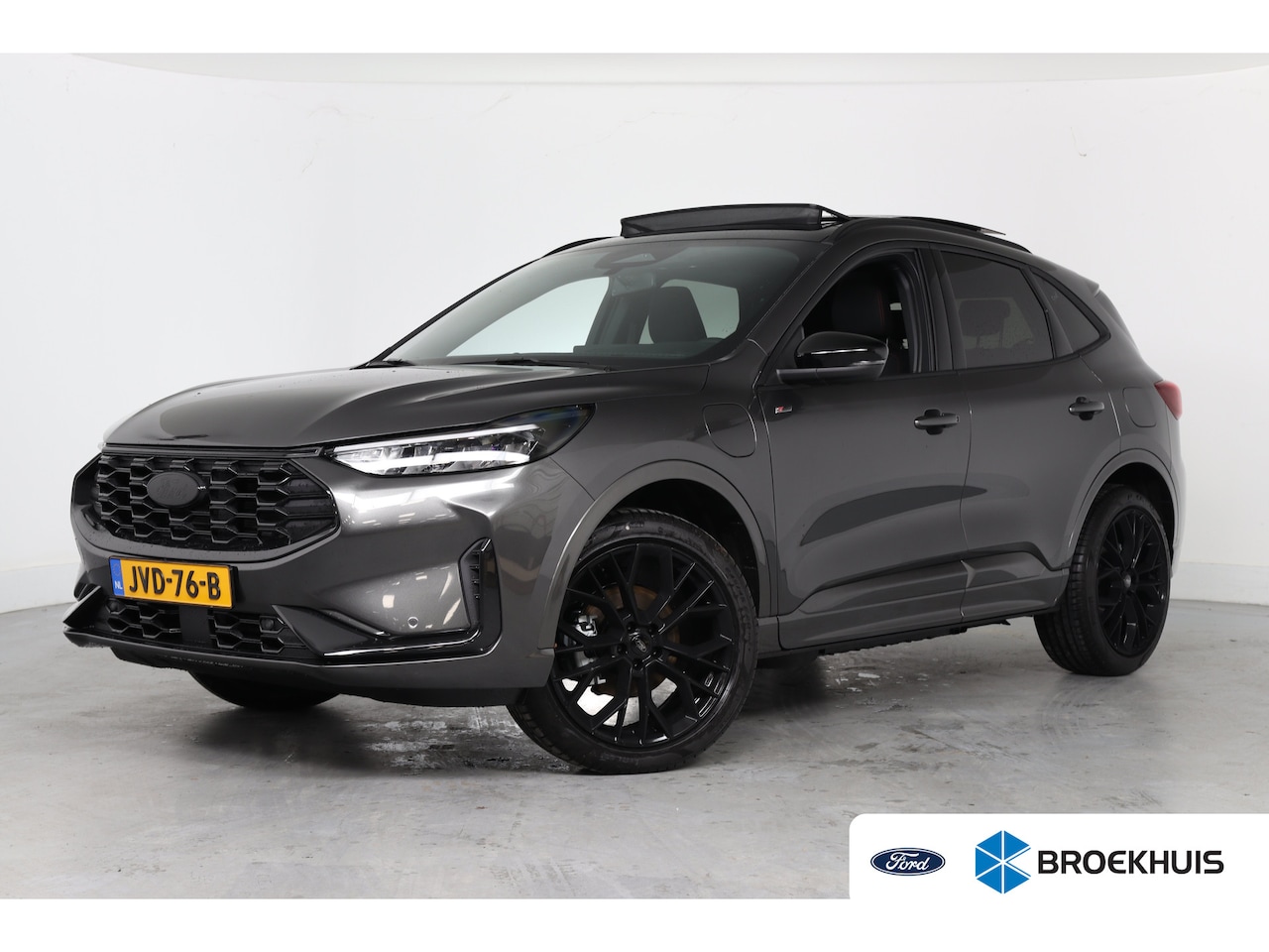 Ford Kuga - Plug-In Hybrid ST-Line | Trekhaak Elektrisch Wegklapbaar | Elektrisch Panoramadak | Winter - AutoWereld.nl