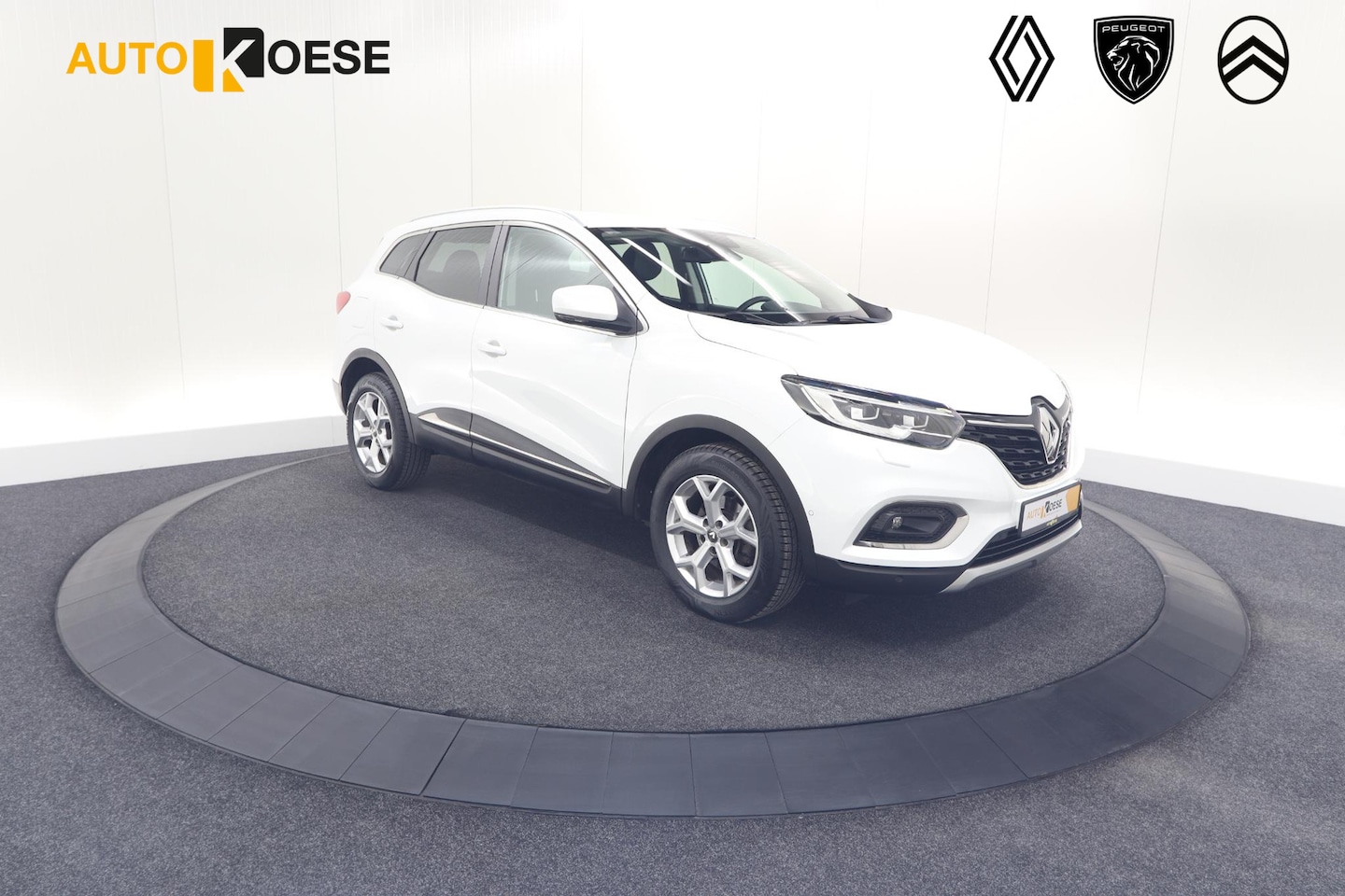 Renault Kadjar - TCe 140 EDC Limited | Camera | Dodehoekdetectie | Apple Carplay | Stoelverwarming - AutoWereld.nl