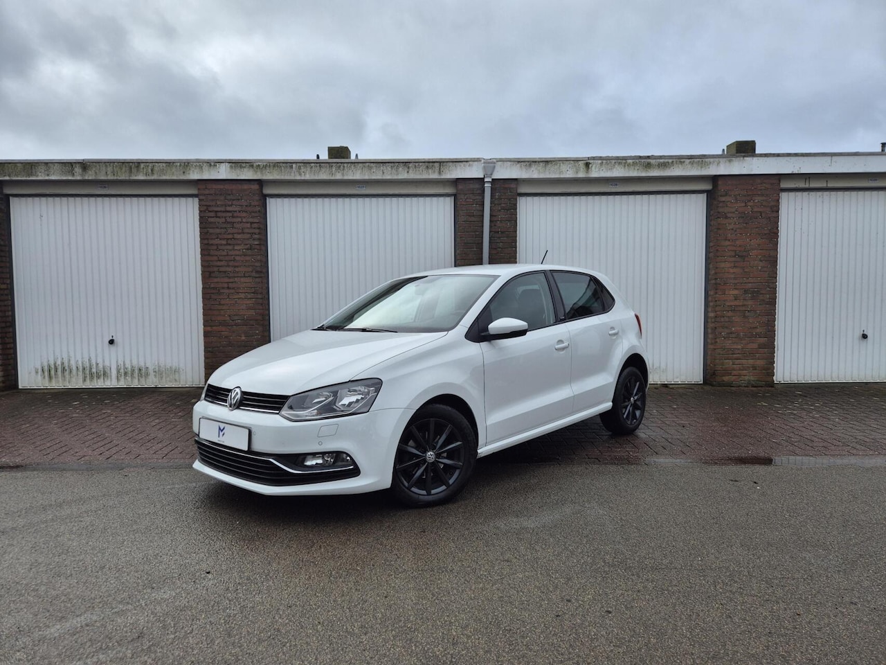 Volkswagen Polo - 1.2 TSI Allstar Bluemotion / 5-Deurs / Cruisecontrol / Stoelverwarming - AutoWereld.nl
