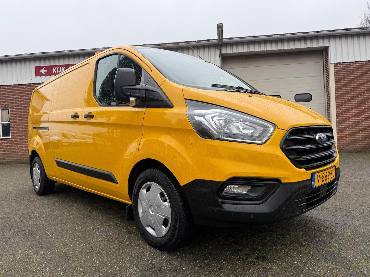 Ford Transit Custom - 340 2.0 TDCI L2H1 Trend airco cruise euro 6 - AutoWereld.nl