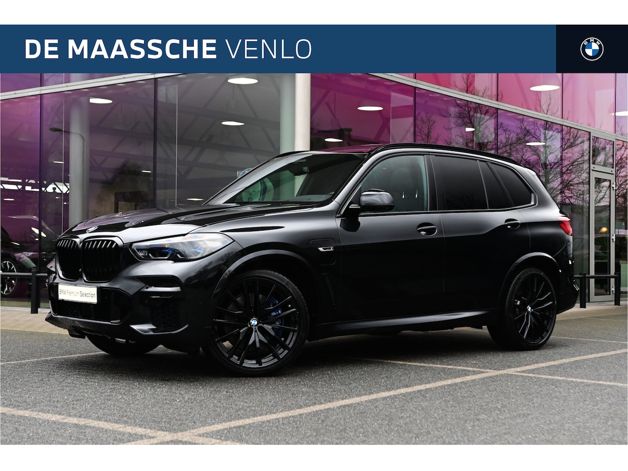 BMW X5 - xDrive45e High Executive M Sport Automaat / Panoramadak / Trekhaak / Laserlight / Soft-Clo - AutoWereld.nl