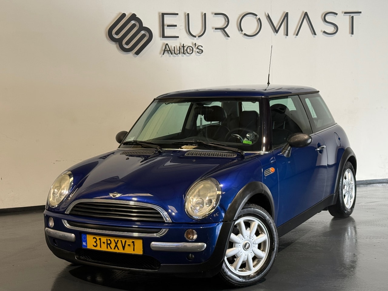 MINI One - Mini 1.6 Salt Airco Stoelverwarming Nieuwe Apk - AutoWereld.nl