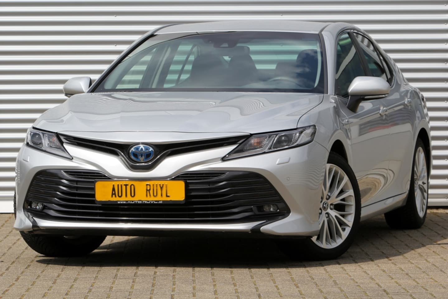 Toyota Camry - 2.5 Hybrid Dynamic 2.5 Hybrid Dynamic - AutoWereld.nl