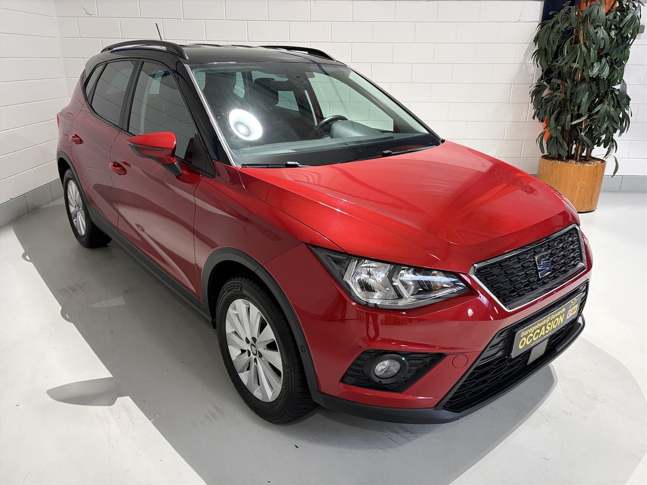 SEAT Arona - 1.0 TSI 95pk, Carplay, Navi, Trekhaak, 59dkm! - AutoWereld.nl