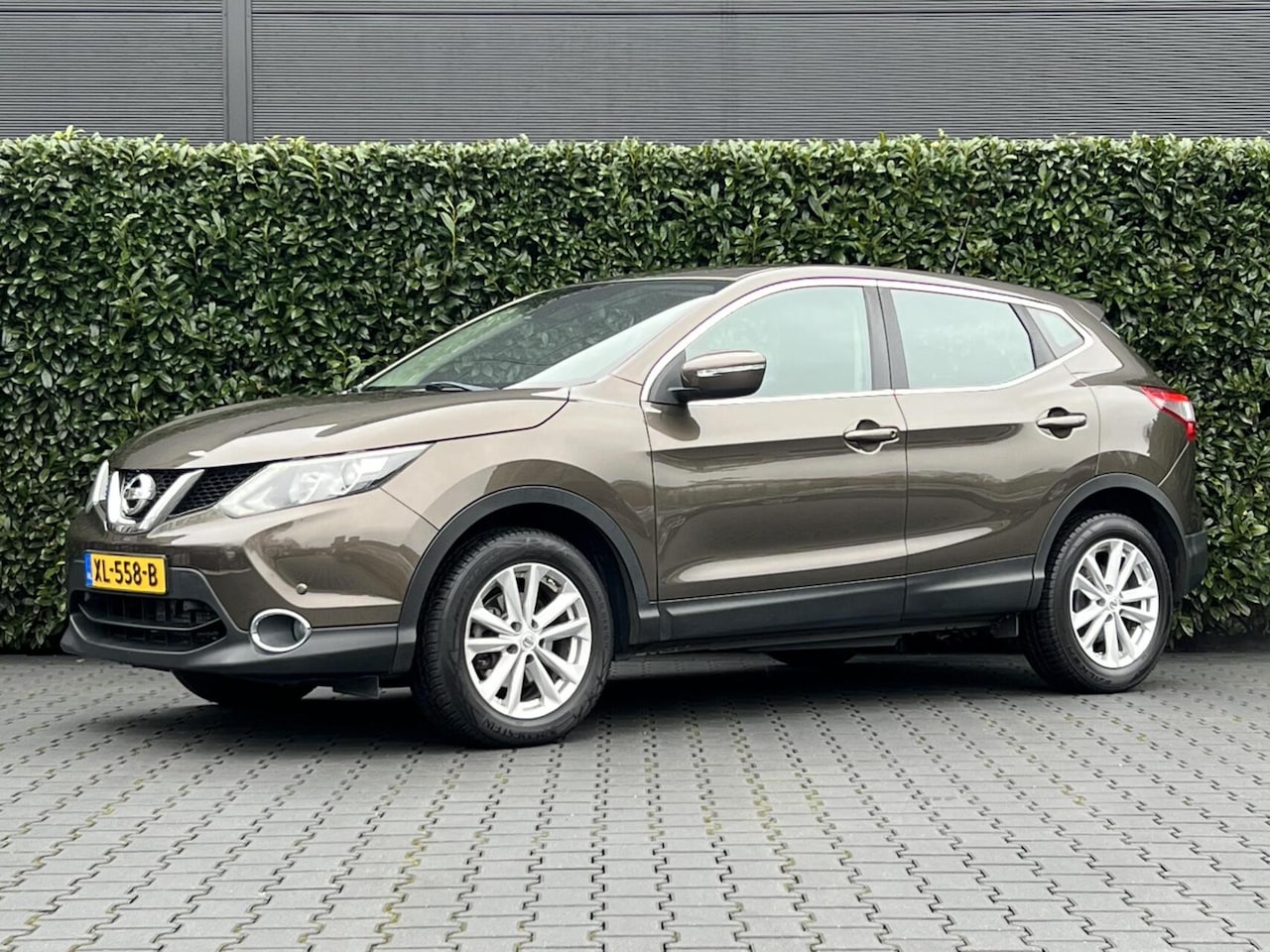 Nissan Qashqai - 1.6 dCi Connect Edition 1.6 dCi Connect Edition, NAVI, CRUISE, CAMERA, CLIMATE CONTROL, STOELVERWARMING, PDC, DAB, - AutoWereld.nl