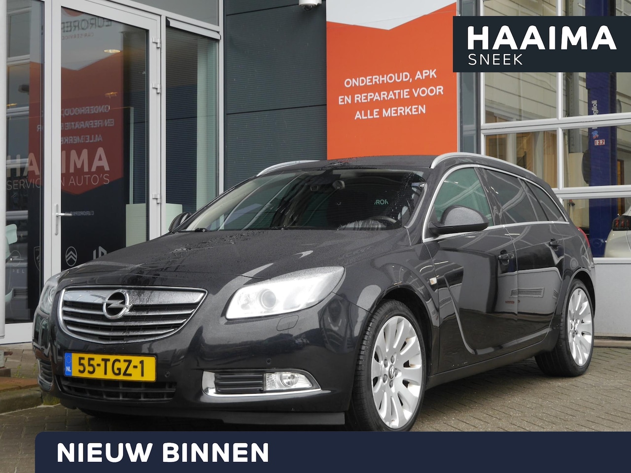 Opel Insignia Sports Tourer - 1.6 T Sport | Xenon | 19 inch velgen | Parkeersensoren | Navigatie | Climate control - AutoWereld.nl