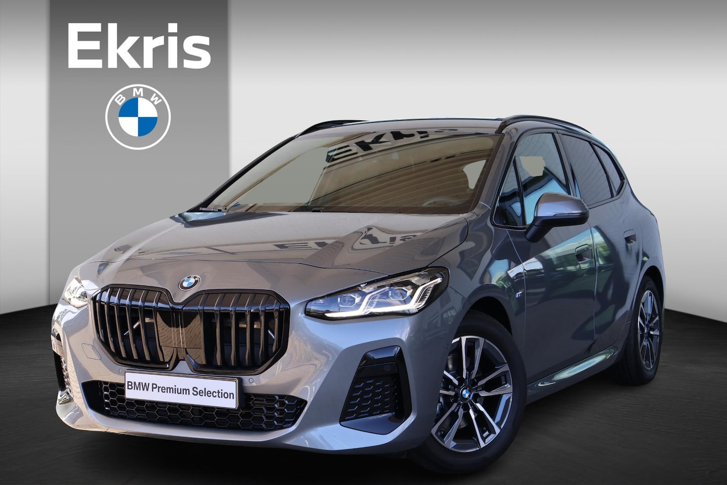 BMW 2-serie Active Tourer - 220i | M Sportpakket | Stuur- en stoelverwarming | Camera | Stoelen Elektrisch | Harman Ka - AutoWereld.nl