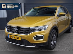Volkswagen T-Roc - 1.0 TSI Style Business | Navigatie | PDC | Climat | All Season Banden